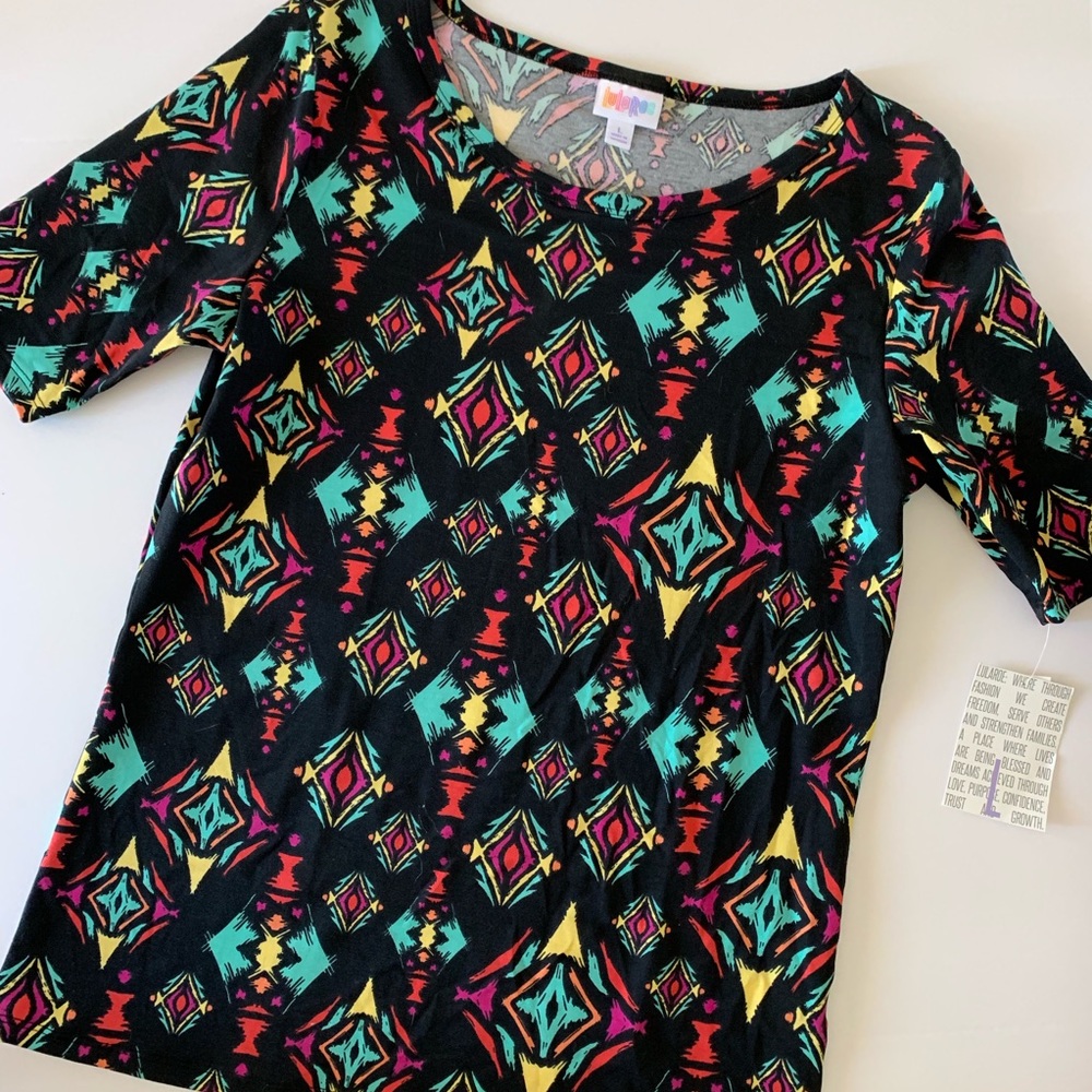 Lularoe Gigi Top Cute black bright